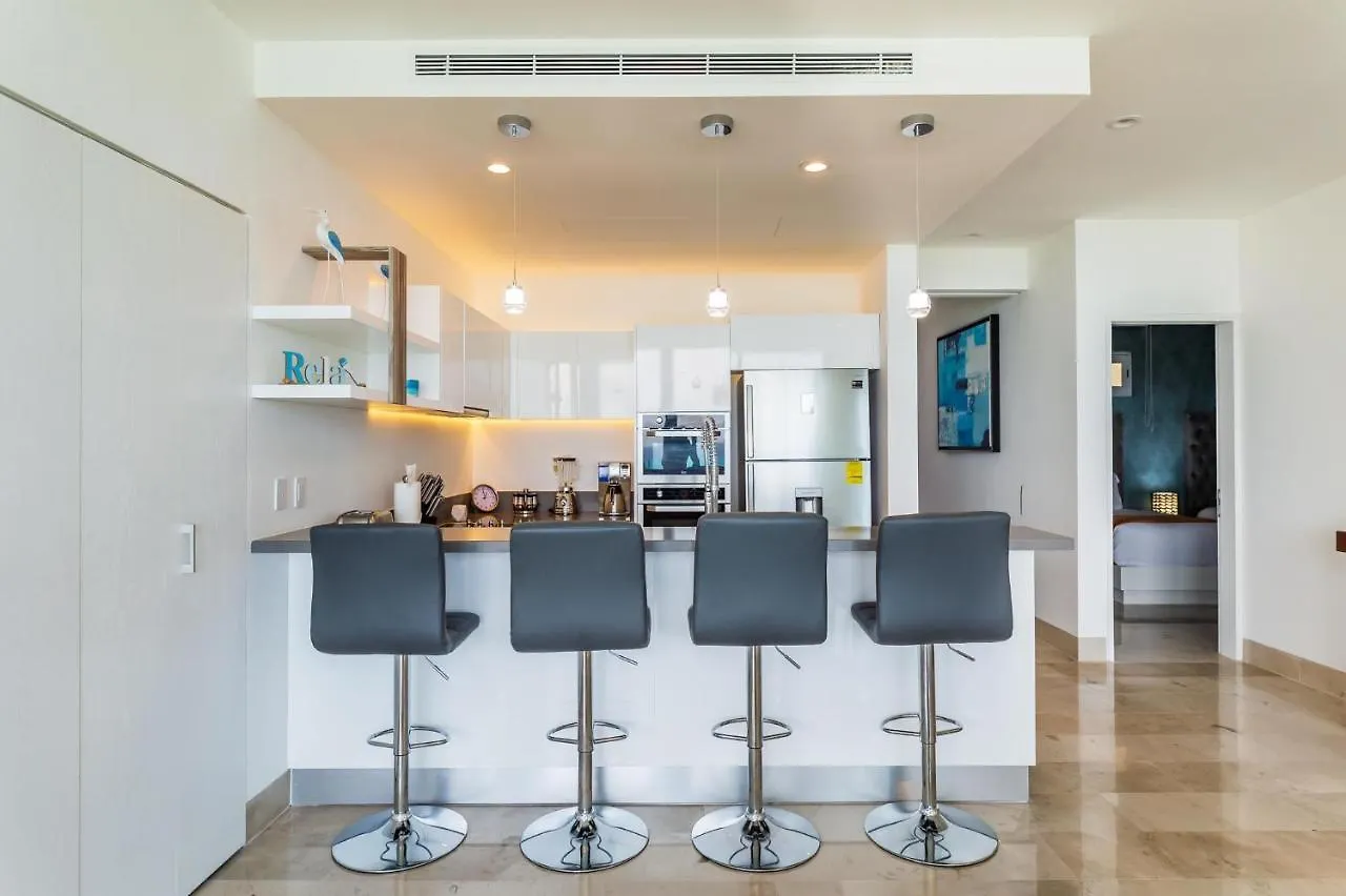 Oce31- Oceana 2 Bedroom Amazing Ocean View Penthouse Playa del Carmen Apartment